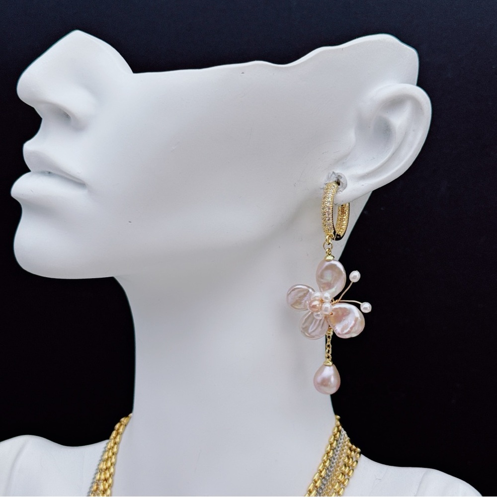 26E156 Handmade High Quality Freshwater Baroque Pearl Butterfly Earrings - Picture 7 of 8